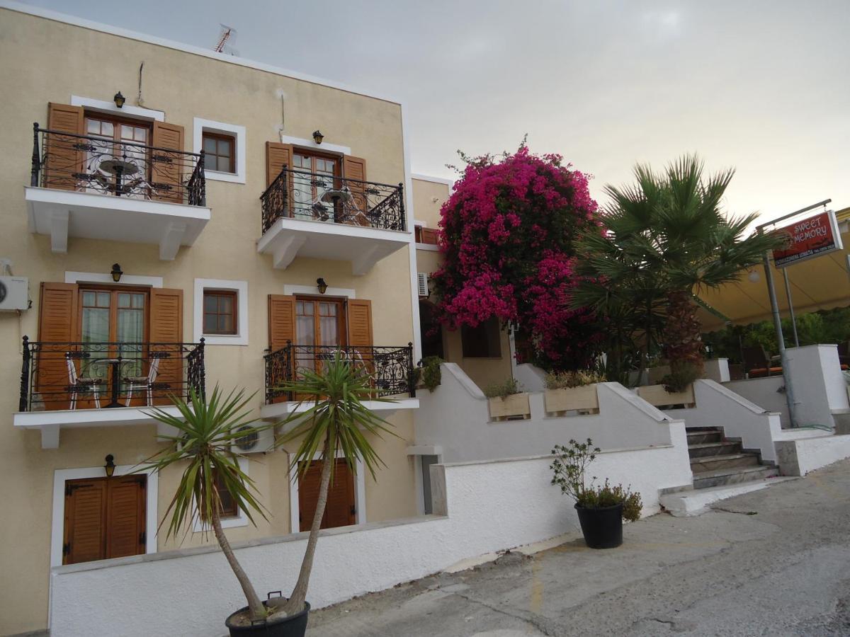 Sweetmemory Hotel Agia Marina  Exterior photo