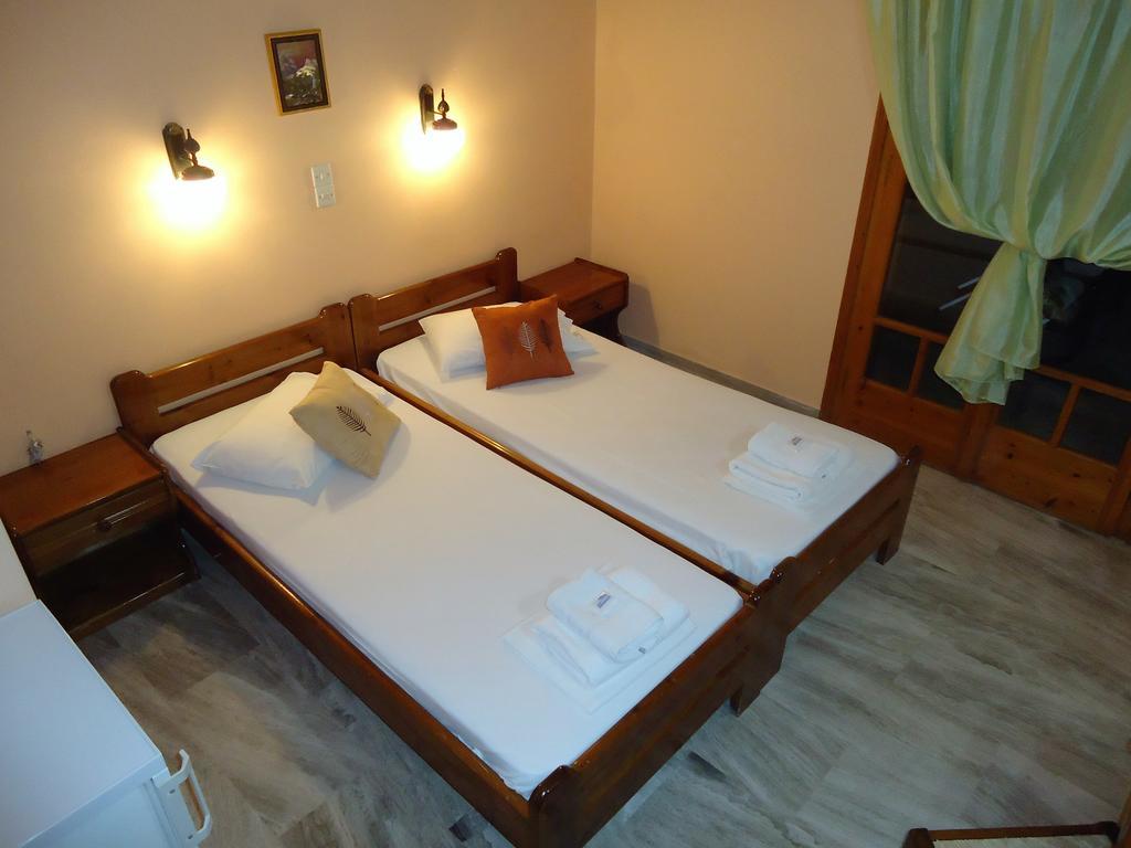 Sweetmemory Hotel Agia Marina  Exterior photo
