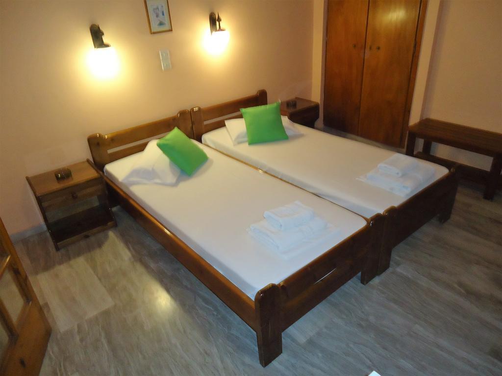 Sweetmemory Hotel Agia Marina  Exterior photo